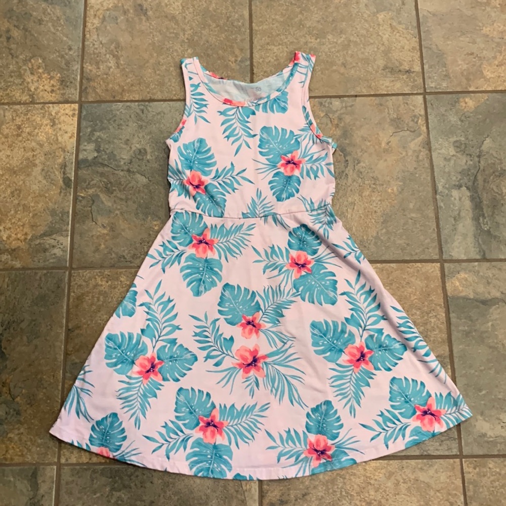 Girls dress